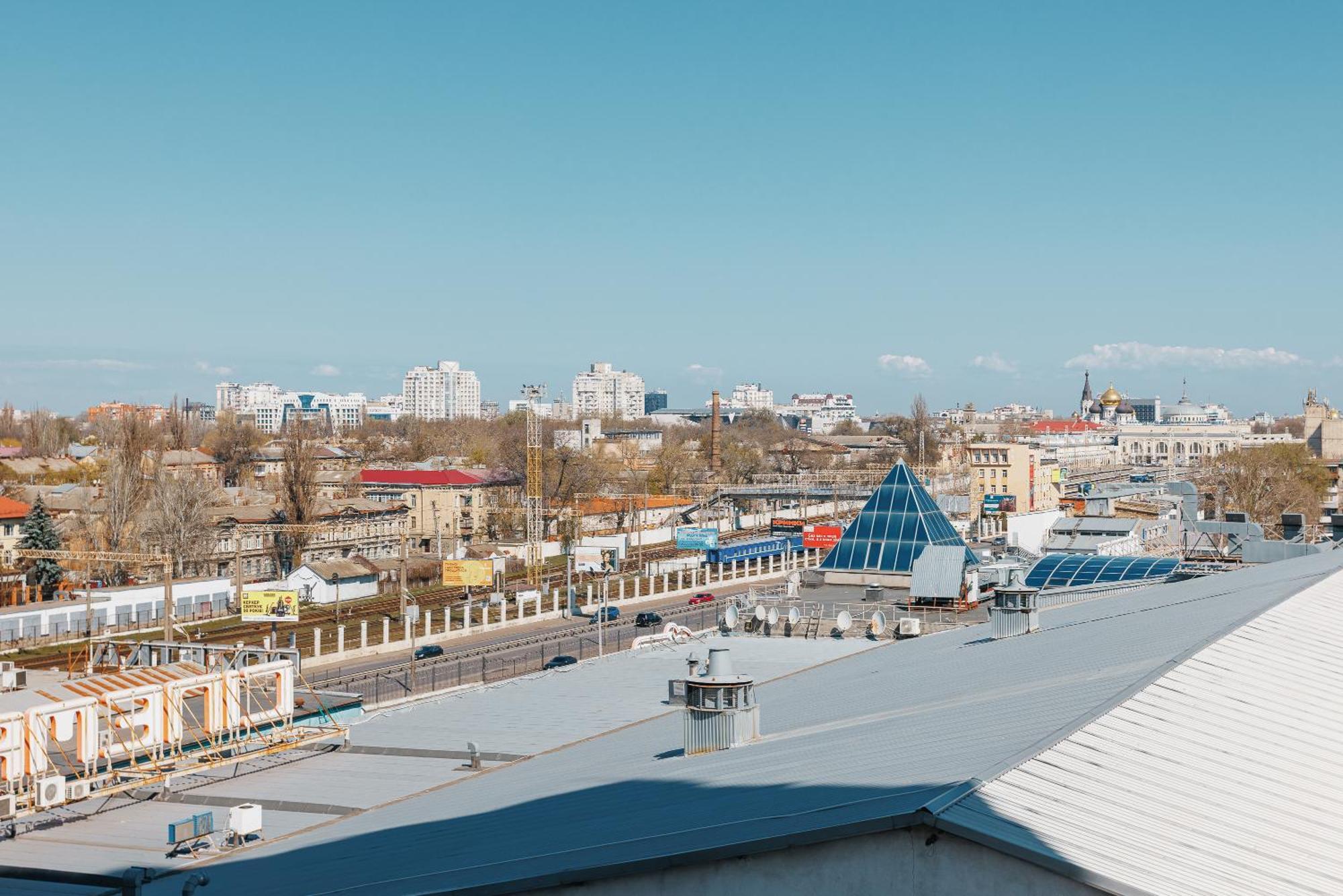 Апартаменты С Двумя Спальнями В Центре Города Odessa Eksteriør billede
